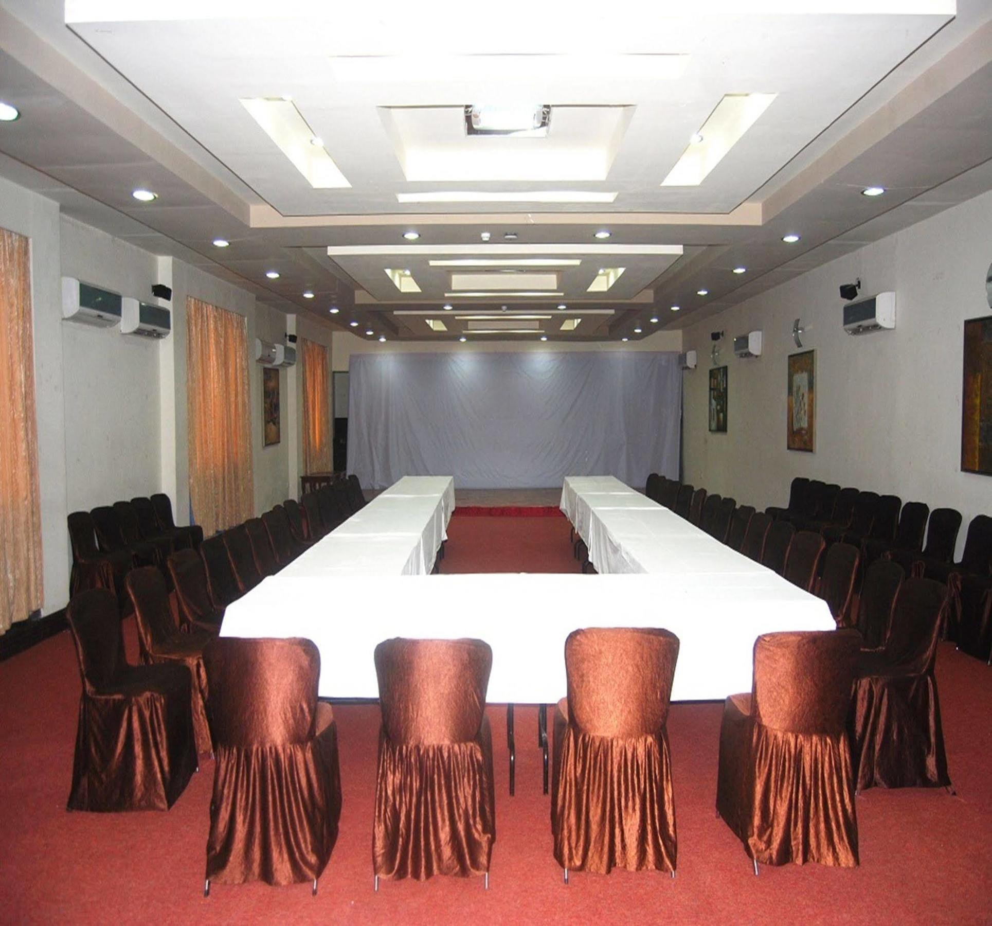The Royal Plaza Gangtok Hotel Exterior photo